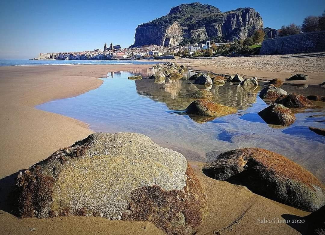Familyholidays La Finestra Di Fronte Cefalù Exteriör bild