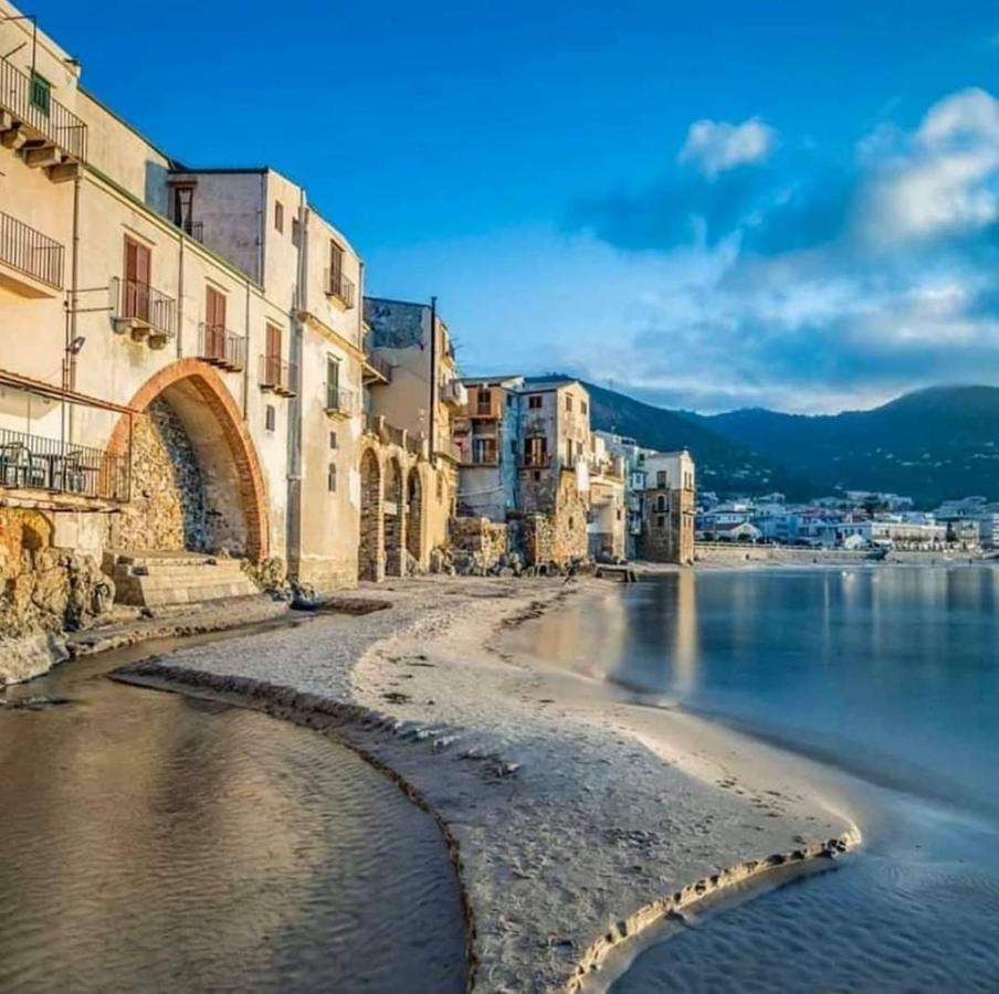 Familyholidays La Finestra Di Fronte Cefalù Exteriör bild